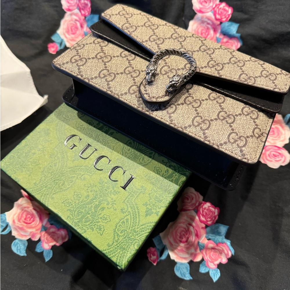 Wallet over the chain
